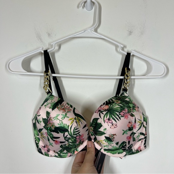 NWT FLAW Victoria’s Secret Very Sexy Plunge Push Up Bra Size 32C - Picture 4 of 14